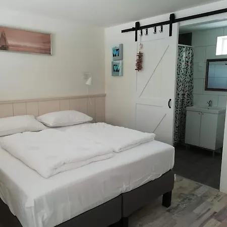 Strandhuisje Daan Dicht Bij Zee En Apartment Callantsoog