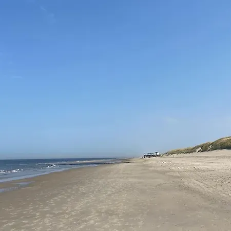 Strandhuisje Daan Dicht Bij Zee En *